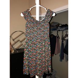 Forever 21 smocked off the shoulder flor dress